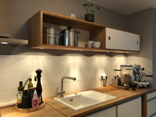 Küche, Hängeschrank, Schiebetürschrank, Mineralwerkstoff