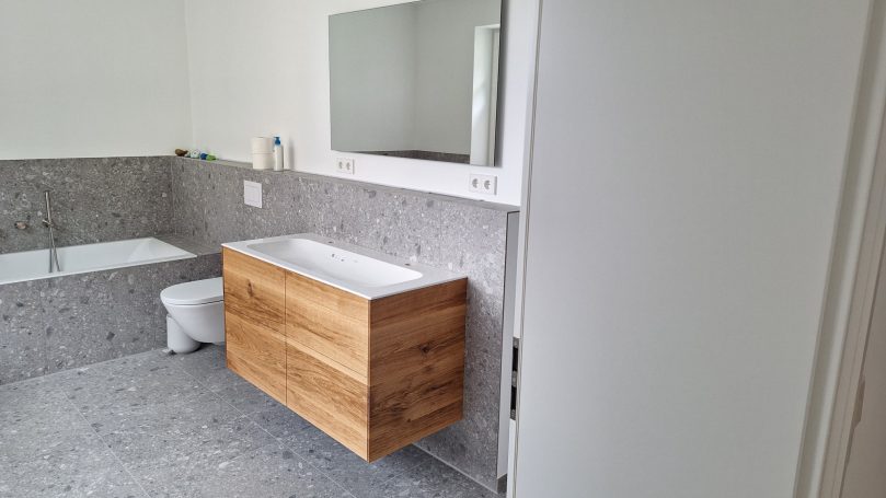 Möbel für Badezimmer