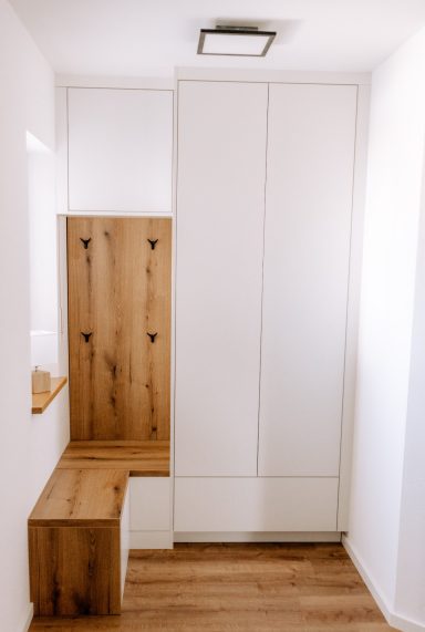 Flurschrank, Garderobe, Sitzbank, 